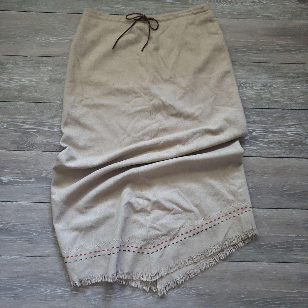 Light Beige Wool Skirt‎ womens medium